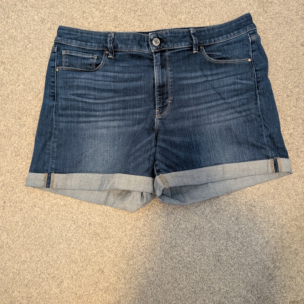 White House Black Market Dark Blue Jean Shorts - Picture 2 of 5
